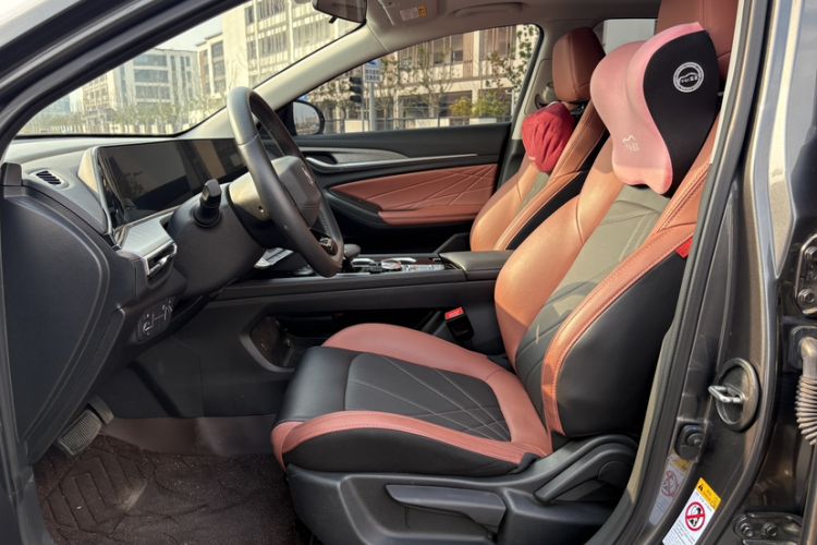 Used CHANGAN Eado 2024 PLUS Blue Whale NE 1.4T GDI DCT High-Energy Edition
