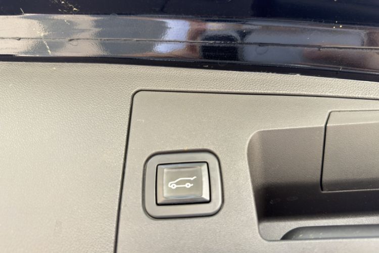 Used Cadillac XT5 2018 25T Luxury Model