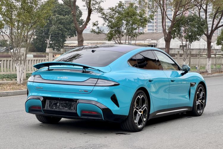 Used Xiaomi Auto SU7 2024 Four-Wheel Drive Ultra-Long Range Advanced Intelligent Driving Max Edition