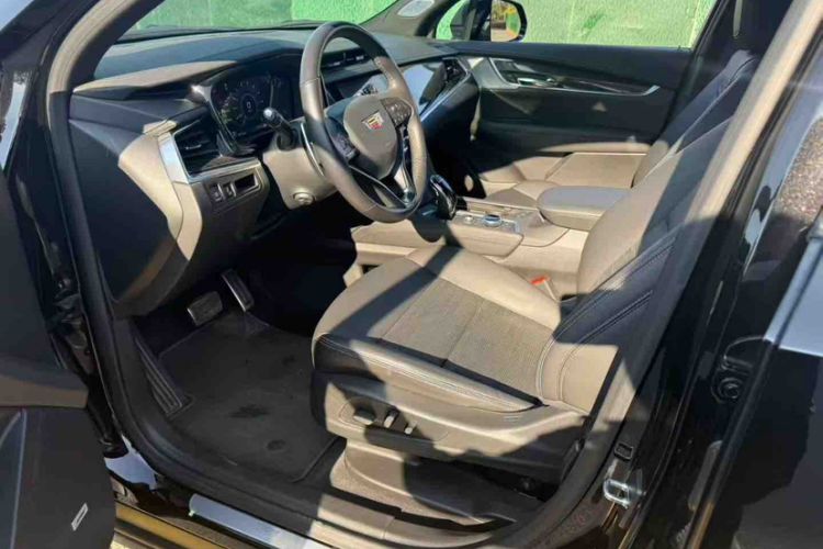 Used Cadillac XT6 2022 2.0T Six-Seater Four-Wheel Drive Luxury Version