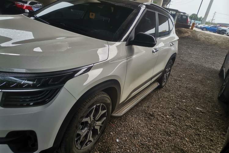 Used Kia KX3 2021 1.5L CVT Trend Edition Exterior 2