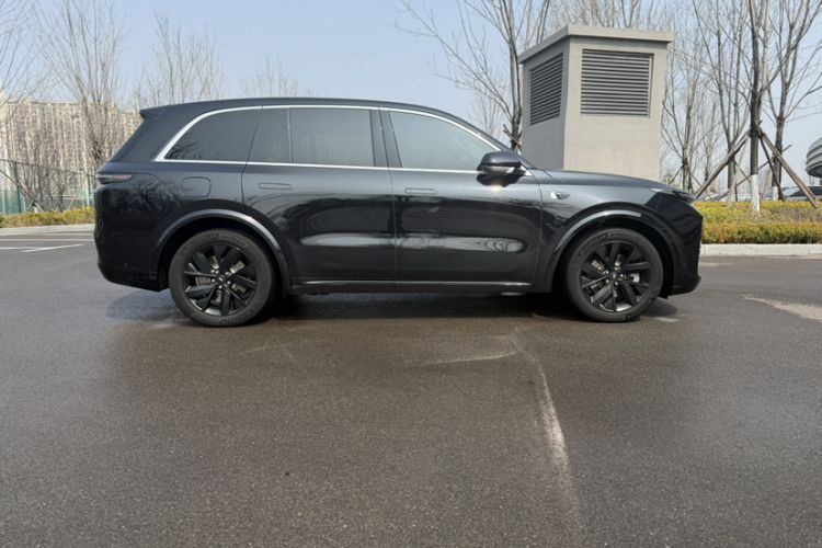 Used Li Auto L8 2023 Max model