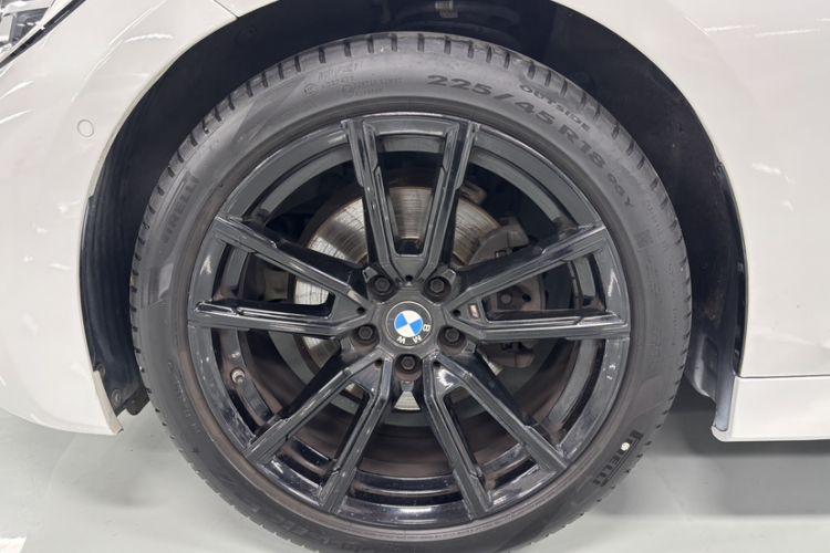 Used BMW 3 Series 2021 Restyled 325Li M Sport Package
