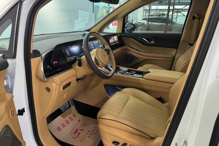 Used VOYAH Dream 2022 Low-Carbon Edition Dream+ Smart Enjoyment Package Interior 2