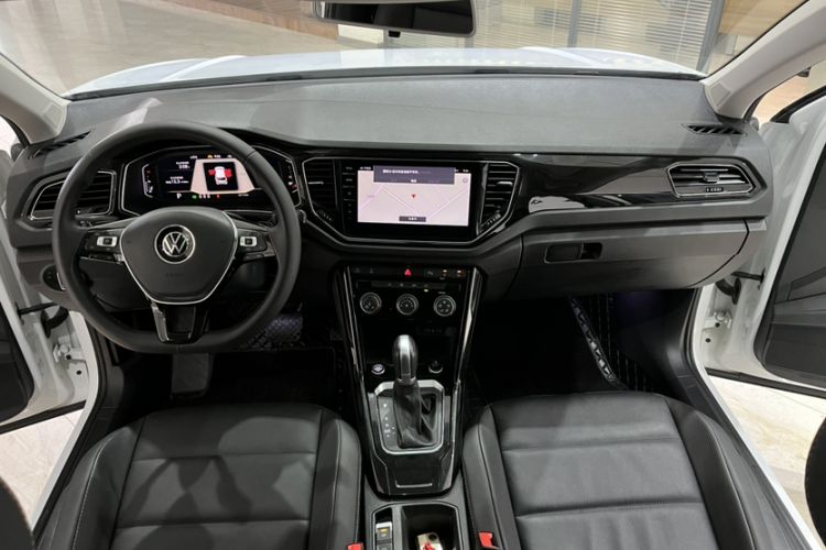 Used Volkswagen T-ROC 2022 280TSI DSG Two-Wheel Drive Comfort PLUS
