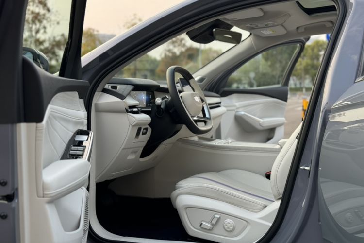 Used Geely Auto Preface L 2024 Zhiqing 1.5TD Tiangong Edition
