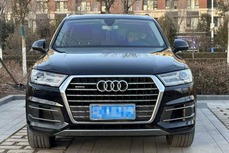 Used Audi Q7 2016 45 TFSI Technology Edition
