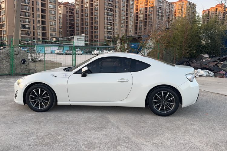 Used Toyota 86 2013 2.0L Automatic Luxury Version