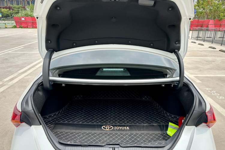 Used Toyota Avalon 2024 2.0L Luxury Edition
