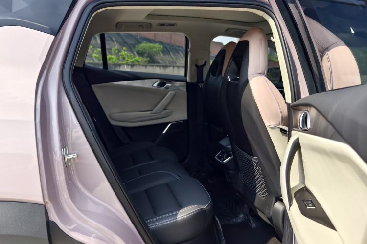 Used Lynk & Co 06 2023 Remix 1.5T Shero Interior 4