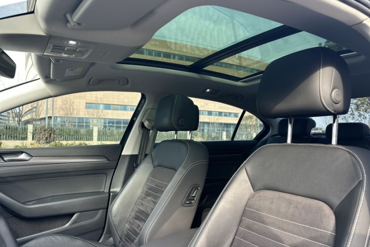 Used Volkswagen Magotan 2020 380TSI DSG Luxury Version Headliner