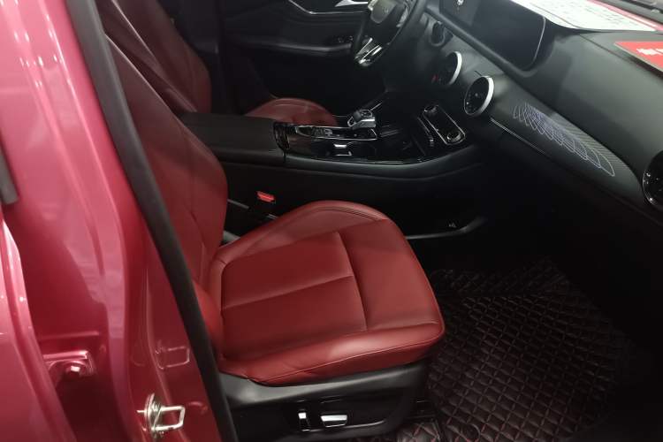 Used FORTHING T5 EVO 2021 1.5TD DCT Starry Edition
