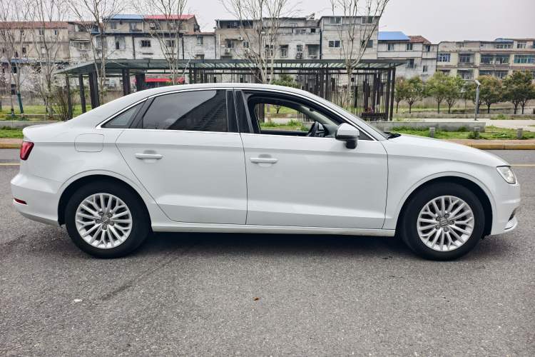 Used Audi A3 2016 Limousine 35 TFSI Prestige Edition