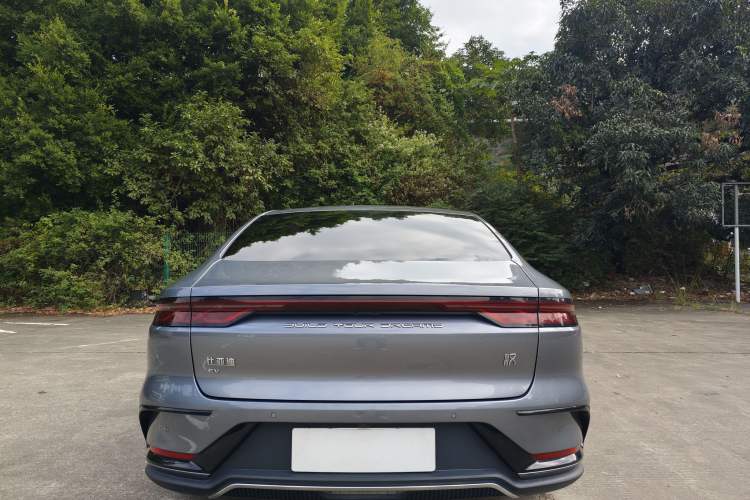 Used BYD Han 2023 EV Champion Edition 506KM Front-Wheel-Drive Premium Model
