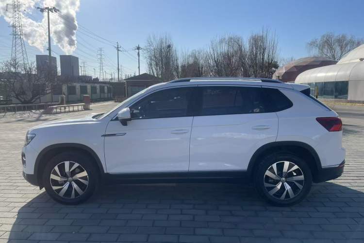 Used Volkswagen Tayron 2020 330TSI Two-Wheel Drive Luxury Smart Connectivity Version