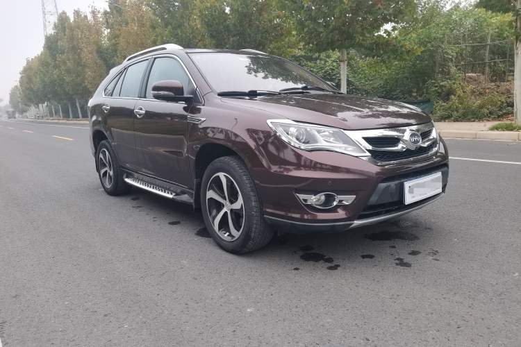 Used BYD S7 2015 2.0T Automatic Prestige Model
