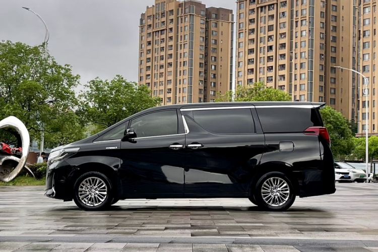 Used Toyota Alphard 2021 Dual-Engine 2.5L Prestige Edition
