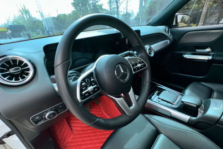 Used Mercedes-Benz GLB 2021 GLB 200 Dynamic Edition Interior 7