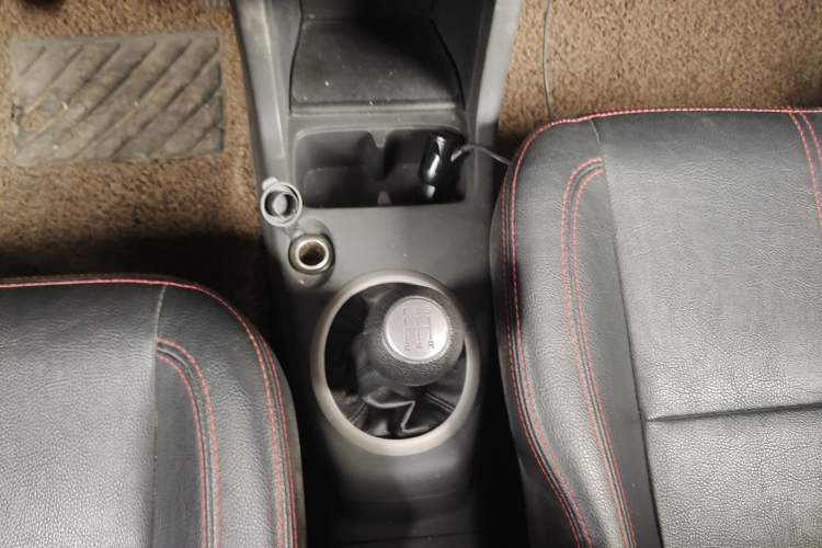 Used Suzuki Swift 2013 1.5L Manual 20th Anniversary Limited Edition Gear Lever