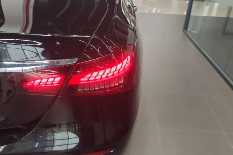 Used Mercedes-Benz E-Class 2022 E 300 L Stylish Model
