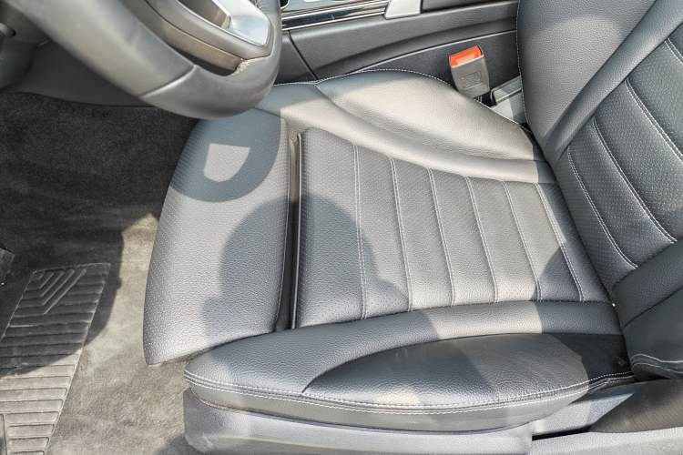 Used Mercedes-Benz C-Class 2018 C 180 L Fashion Model Interior 7