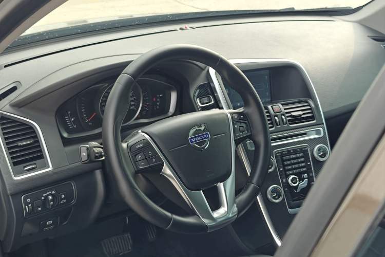 Used Volvo XC60 2014 Facelift T5 Zhiyi Edition