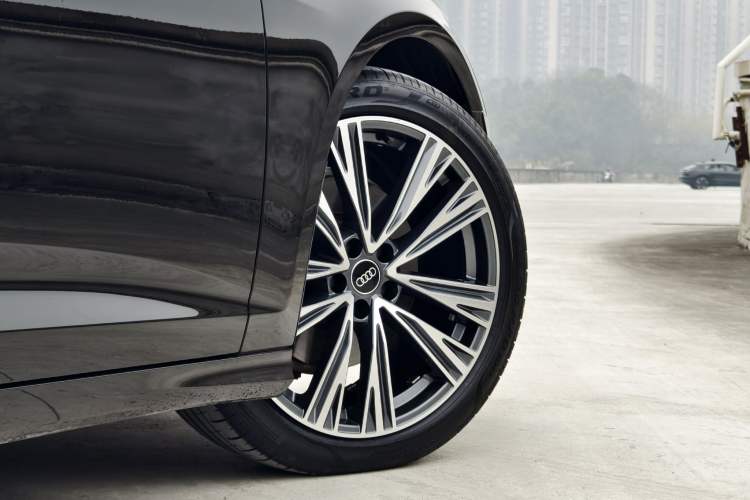 Used Audi A6L 2025 Revised 45 TFSI Prestige Dynamic Edition
