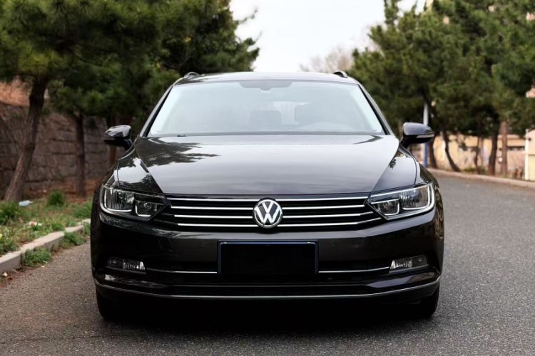 Used Volkswagen Variant 2018 380TSI Two-Wheel Drive Comfort Edition