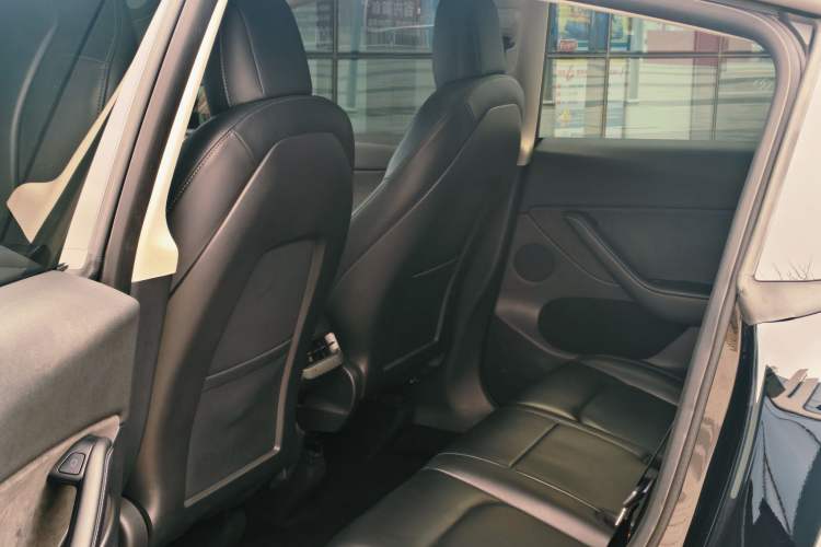 Used Tesla Model Y 2021 Standard Range Rear-Wheel Drive Version