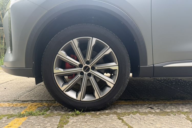 Used EXEED Stellar 2023 400T Two-Wheel Drive Comfort Edition Exterior 4