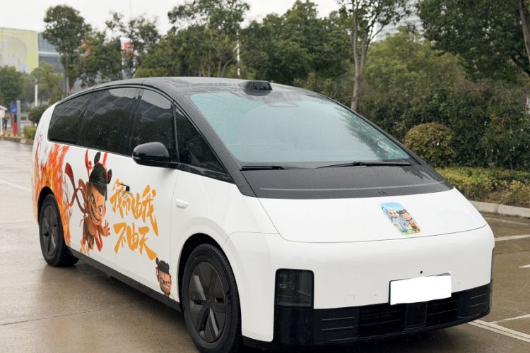 Used Li Auto MEGA 2024 Ultra Model