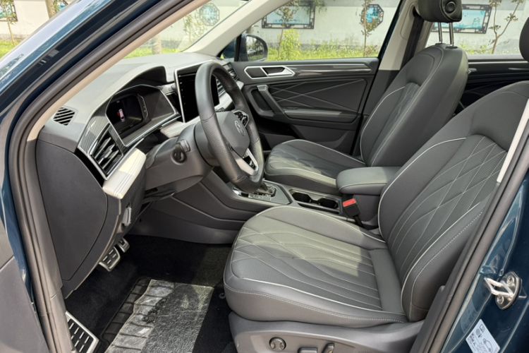 Used Volkswagen Tiguan L 2022 330TSI Automatic Two-Wheel Drive R-Line Enhanced Edition