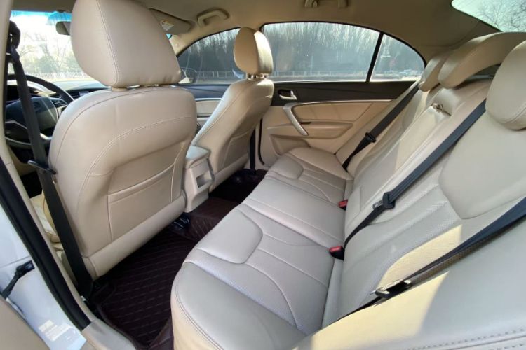 Used Geely Auto Emgrand 2017 Sedan Million Edition 1.5L Manual Luxury Model