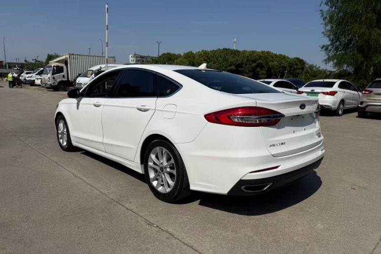 Used Ford Mondeo 2018 EcoBoost 180 Smart Control Fashion Model China VI Standard