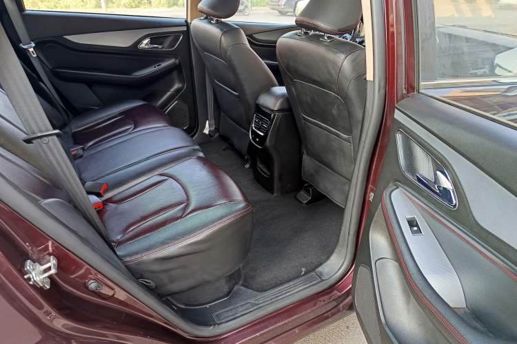 Used Baojun 560 2016 1.8L iAMT Luxury Model