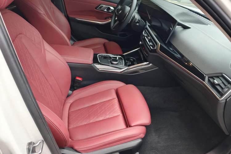 Used BMW 3 Series 2023 320Li M Sport Package Interior 5