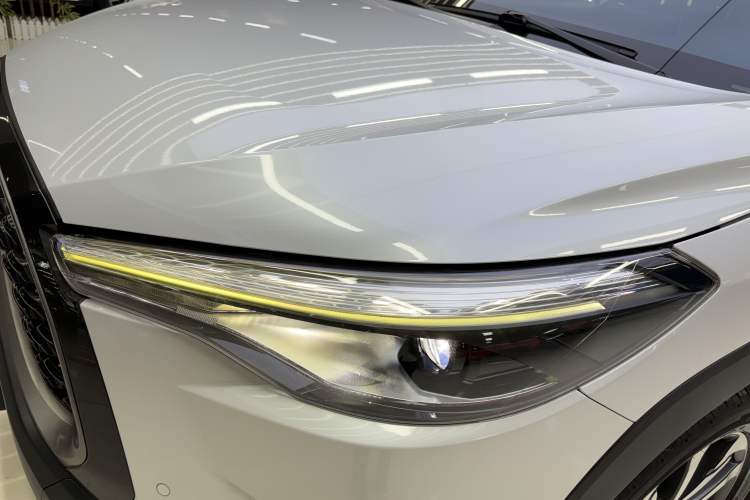 Used Toyota Corolla Cross 2022 2.0L Flagship Edition Exterior 4