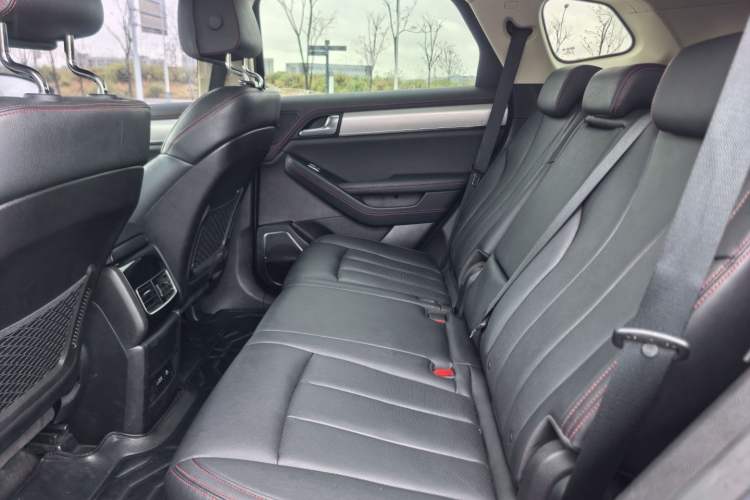 Used BYD Tang New Energy 2019 EV600D Four-Wheel Drive Smart Connectivity Leading Model Interior 4