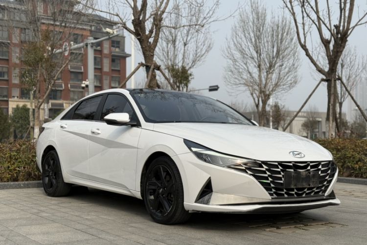 Used Hyundai Elantra 2021 1.5L CVT LUX Prestige Edition