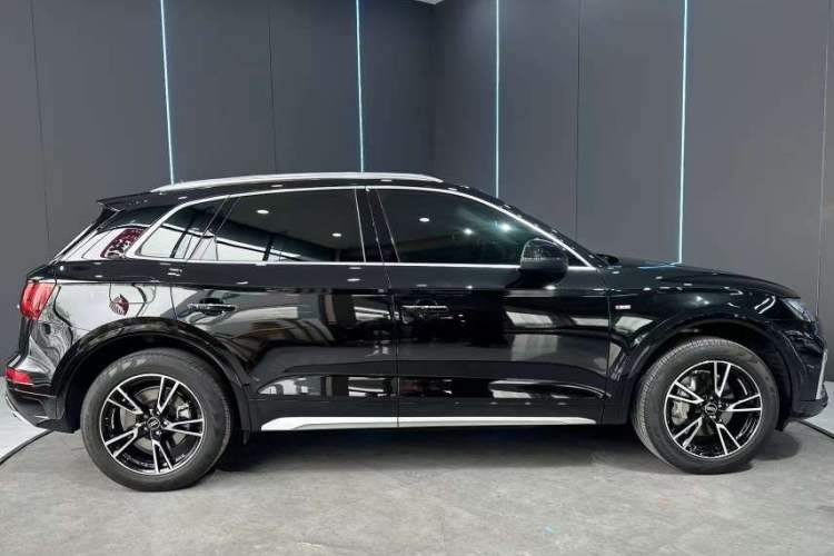 Used Audi Q5L 2024 40 TFSI Fashion Dynamic Model