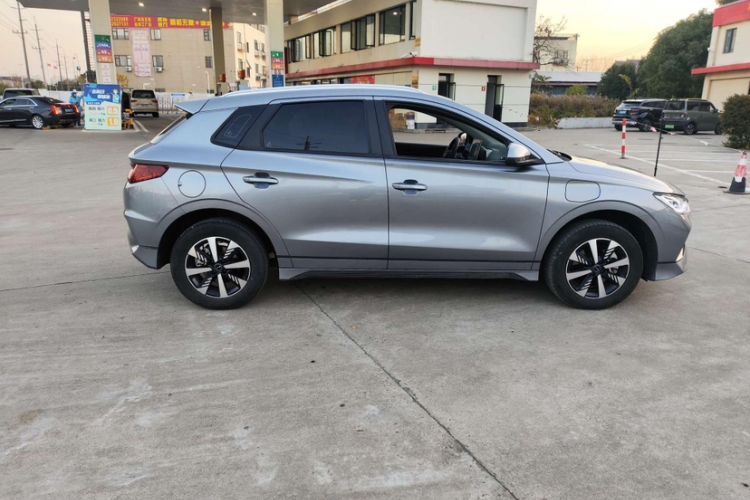Used BYD e2 2023 Luxury Model Exterior 7