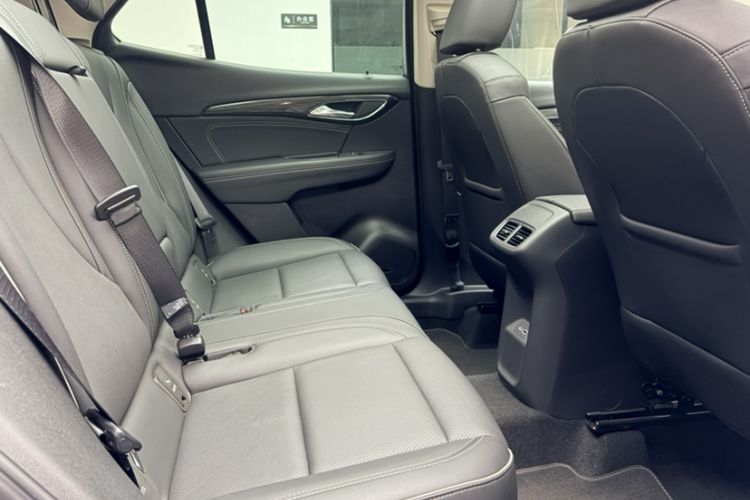 Used Buick Envision 2022 Encore S 552T Two-Wheel-Drive Luxury Model