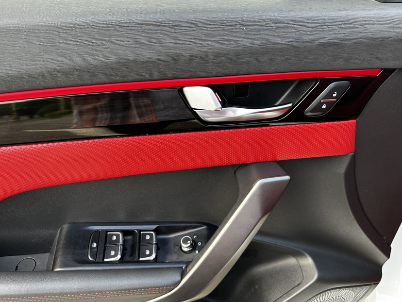 Dongfeng Aeolus Yixuan 2022 230T Automatic Adaptive-Beam Knight Edition — снимка 17