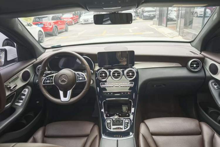 Used Mercedes-Benz GLC 2022 Facelifted GLC 260 L 4MATIC Dynamic Edition