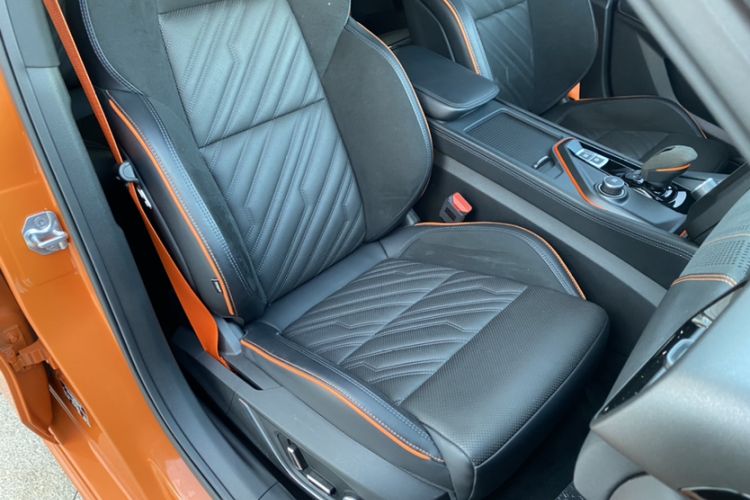 Used Lynk & Co 02 Hatchback 2021 2.0TD Halo Right Front Seat