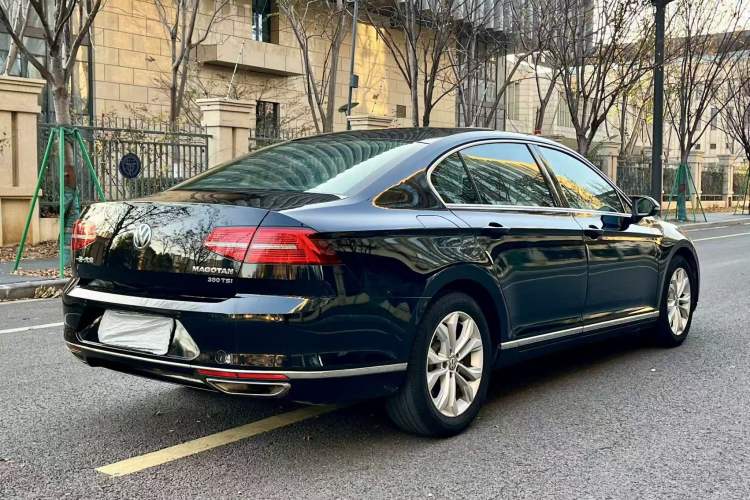 Used Volkswagen Magotan 2018 380TSI DSG Luxury Model
