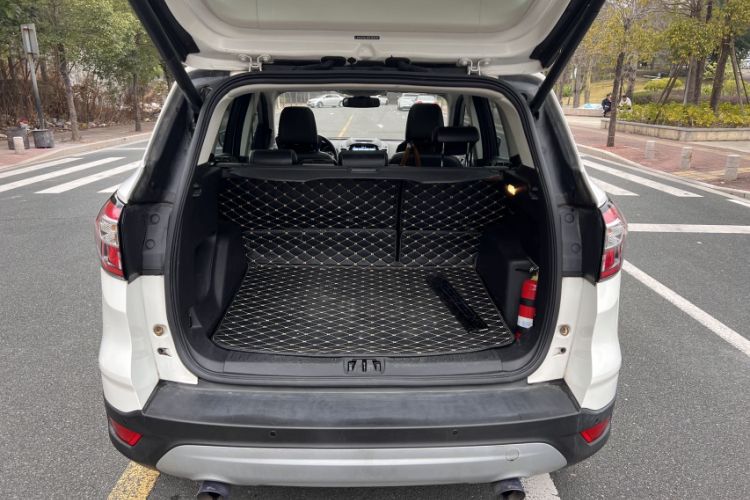 Used Ford Kuga 2018 EcoBoost 180 Two-Wheel-Drive Luxury Wing Edition