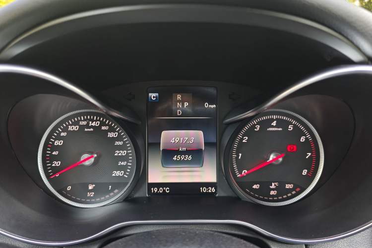 Used Mercedes-Benz C-Class 2017 Restyled C 200 Sport Edition Odometer Close Up