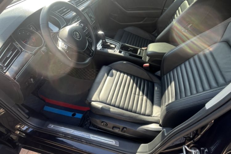 Used Volkswagen Magotan 2019 330TSI DSG Leading Model China VI Standard