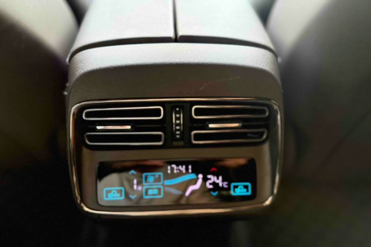 Used BYD Han 2024 EV Glory Edition 506KM Front-Wheel-Drive Premium Model